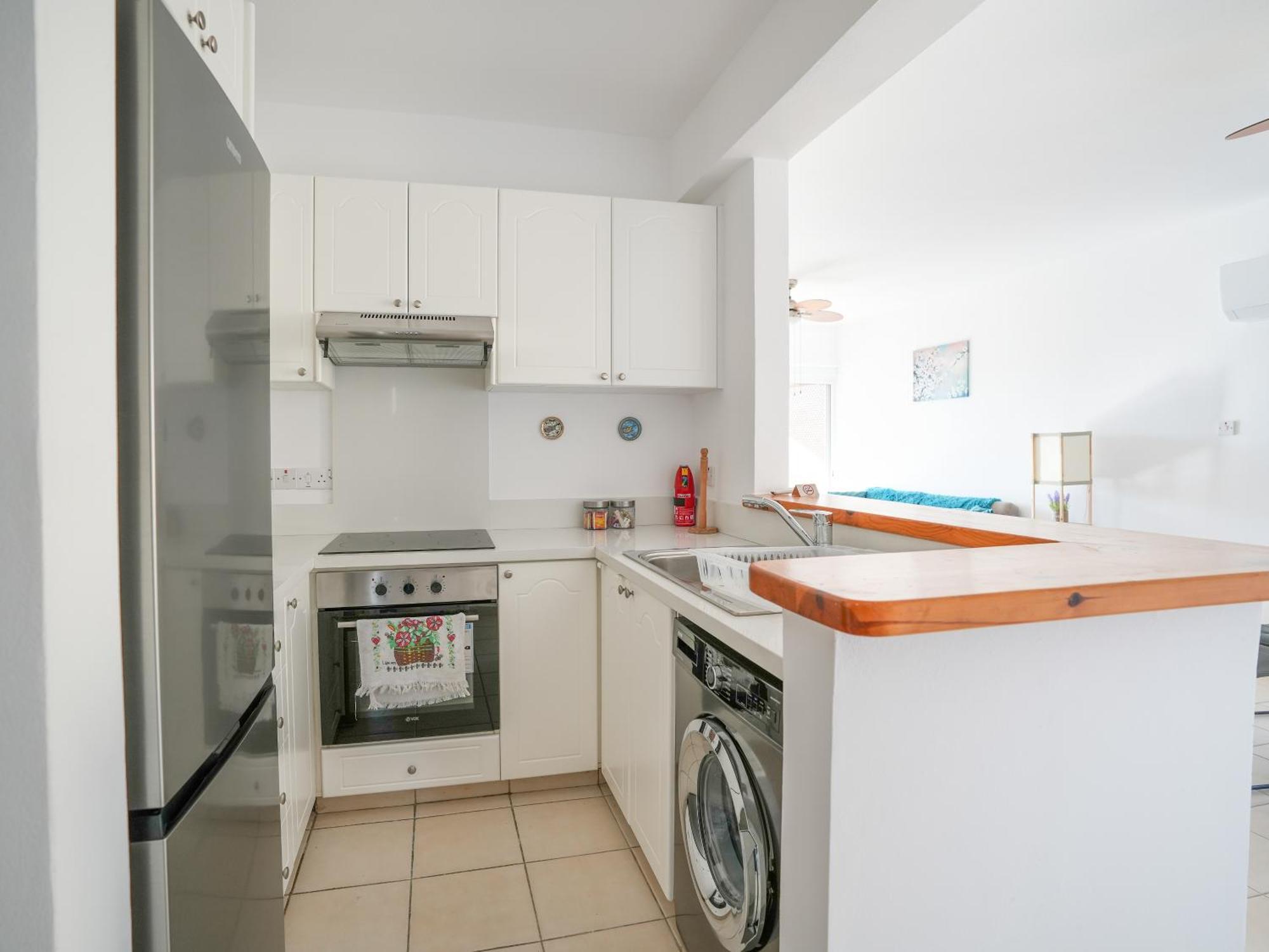 Apartamento Resitour - Regina Gardens Paphos Exterior foto