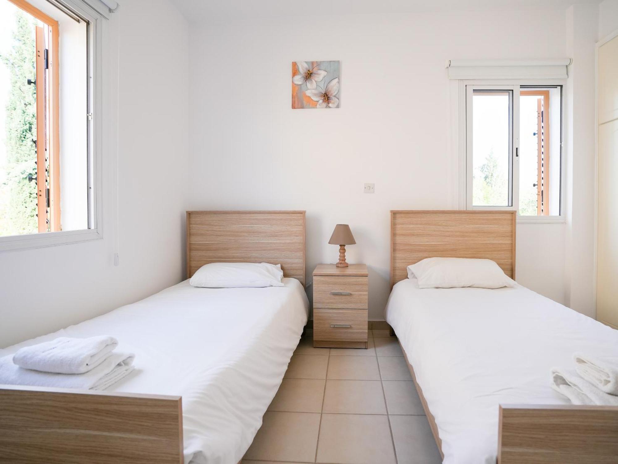 Apartamento Resitour - Regina Gardens Paphos Exterior foto
